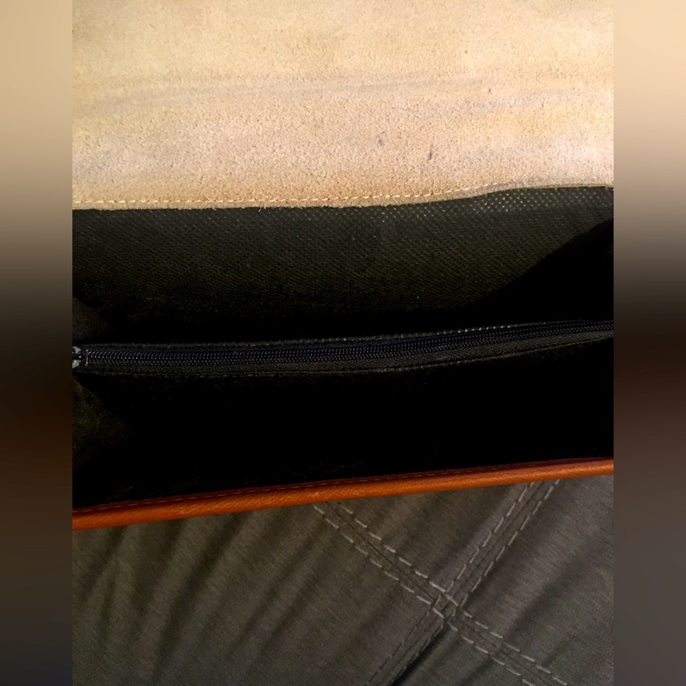 Dooney and Bourke Purse π and Wallet Not Authentic - Picture 9 of 9